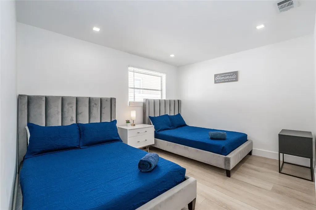 825 SW 14th Street Fort Lauderdale FL 33315