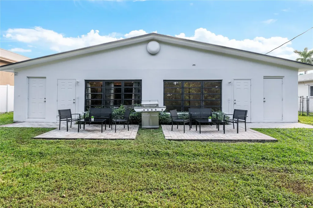 825 SW 14th Street Fort Lauderdale FL 33315