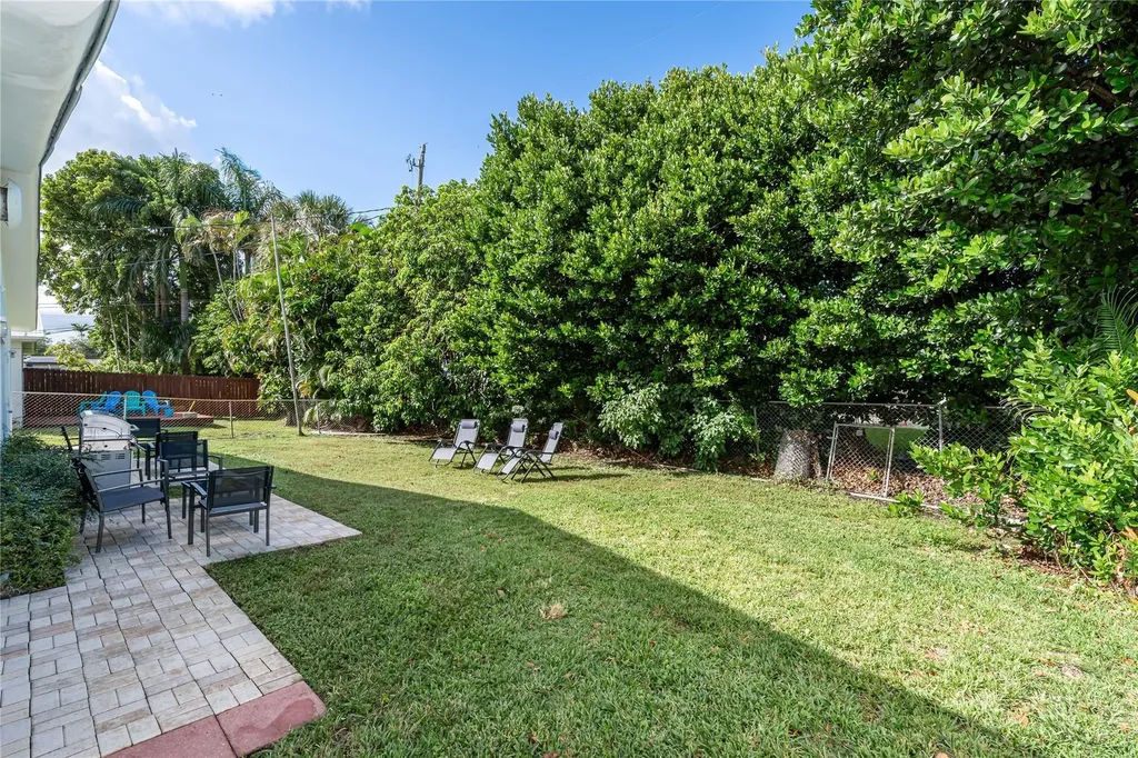 825 SW 14th Street Fort Lauderdale FL 33315