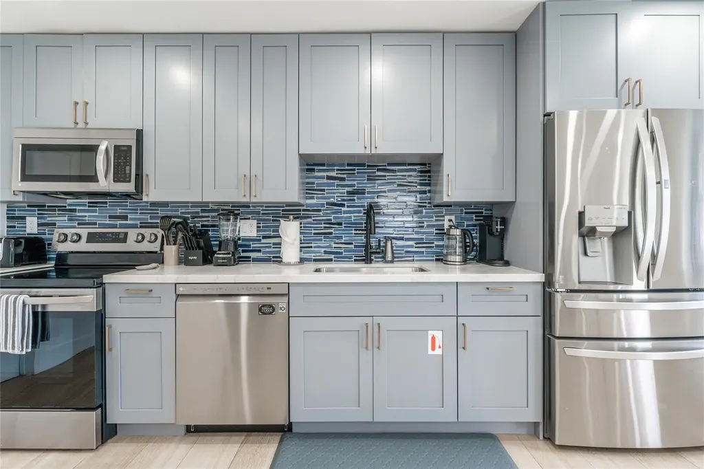825 SW 14th Street Fort Lauderdale FL 33315