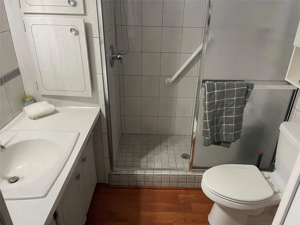 8610 SW 18th Court Davie FL 33324