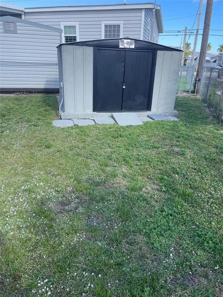 8610 SW 18th Court Davie FL 33324