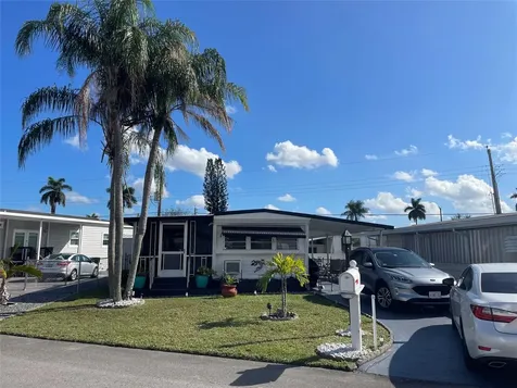 8610 SW 18th Court Davie FL 33324