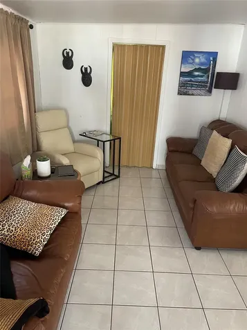 8610 SW 18th Court Davie FL 33324