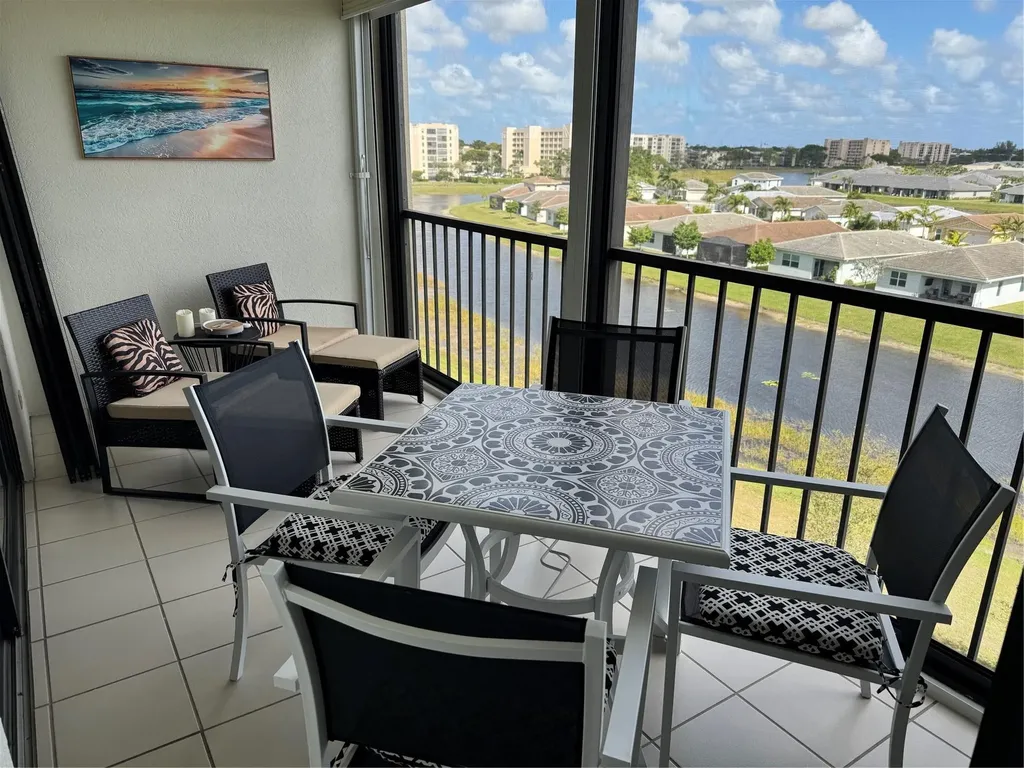 7260 Kinghurst Drive Delray Beach FL 33446