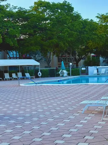 1055 Country Club Drive Margate FL 33063