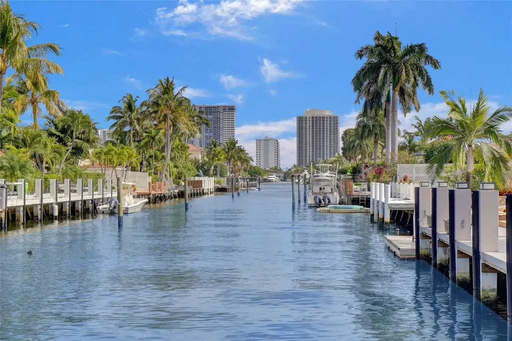 4030 Bayview Drive Fort Lauderdale FL 33308