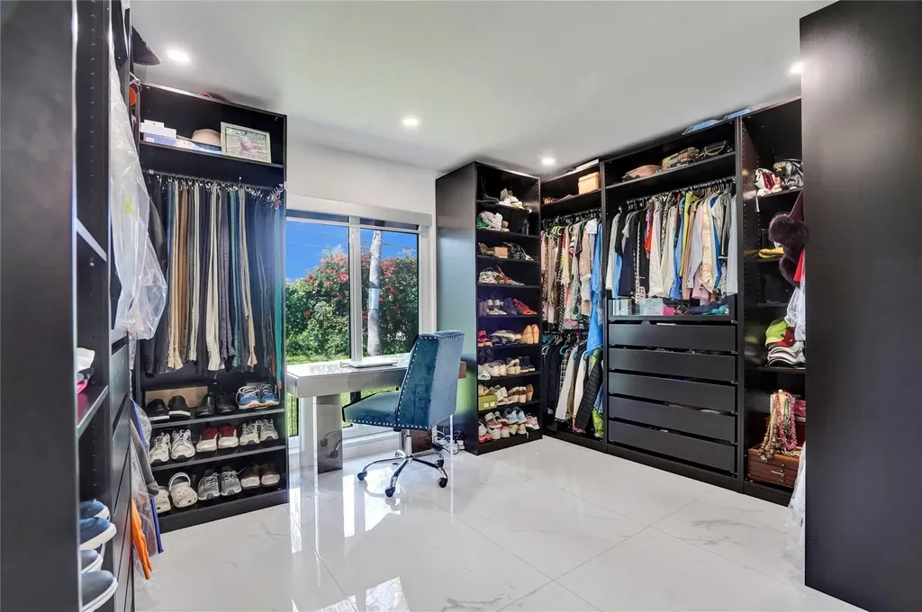 4030 Bayview Drive Fort Lauderdale FL 33308