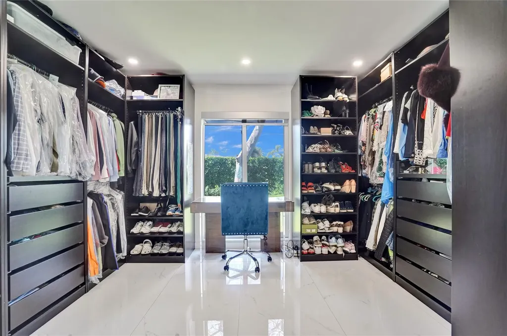 4030 Bayview Drive Fort Lauderdale FL 33308