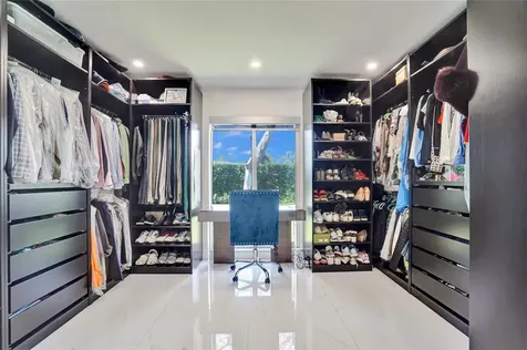 4030 Bayview Drive Fort Lauderdale FL 33308
