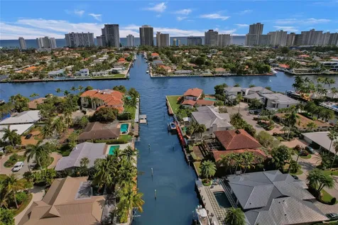 4030 Bayview Drive Fort Lauderdale FL 33308