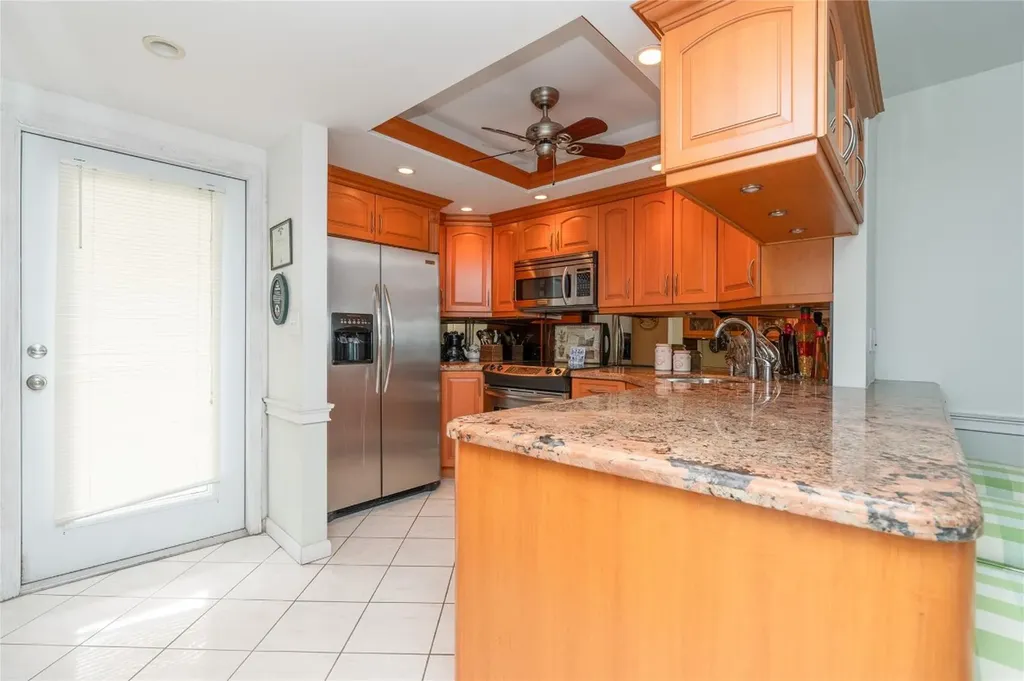 2731 NE 14th Street Causeway Pompano Beach FL 33062