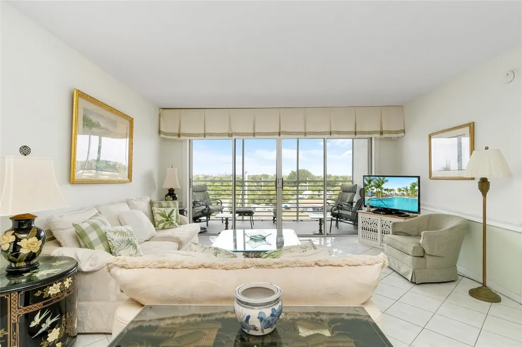 2731 NE 14th Street Causeway Pompano Beach FL 33062