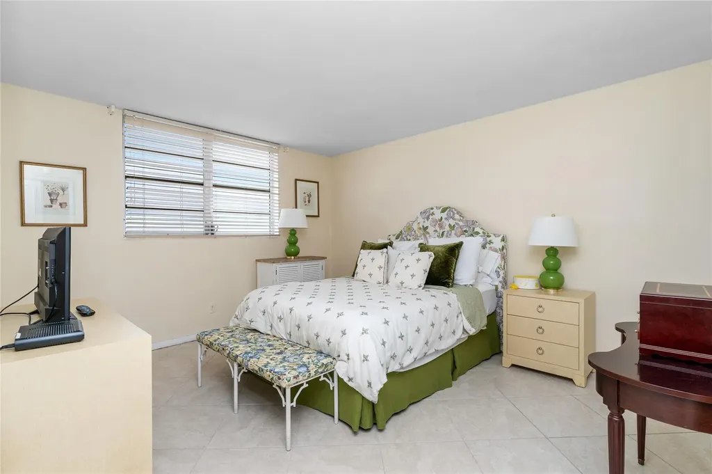 2731 NE 14th Street Causeway Pompano Beach FL 33062