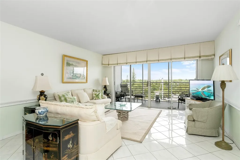 2731 NE 14th Street Causeway Pompano Beach FL 33062