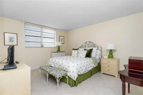 2731 NE 14th Street Causeway Pompano Beach FL 33062