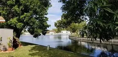 5800 NW 73rd Avenue Tamarac FL 33321