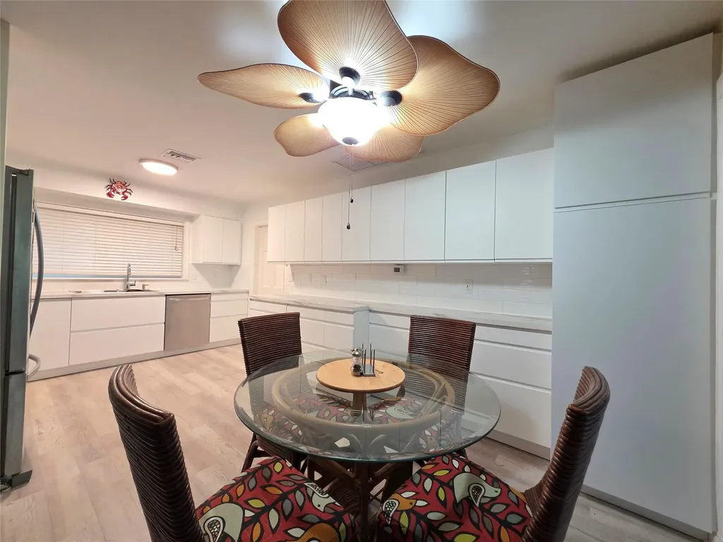 2585 SE 3rd Street Pompano Beach FL 33062