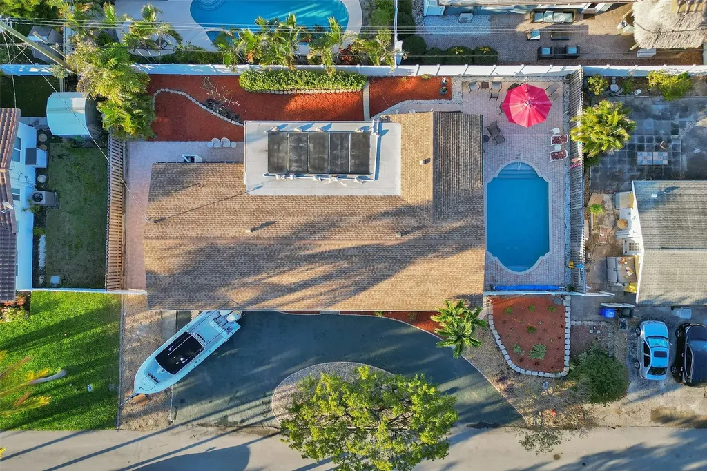 2585 SE 3rd Street Pompano Beach FL 33062