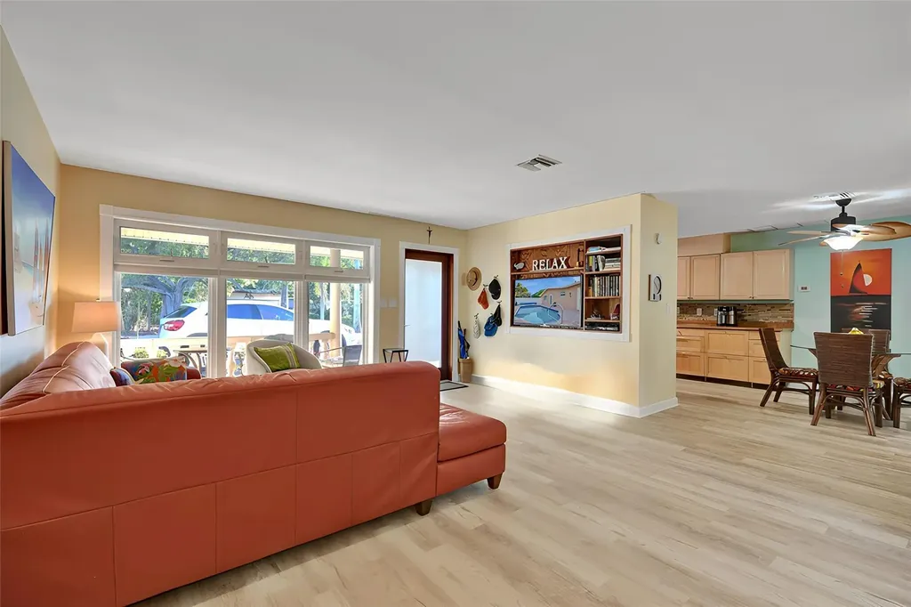 2585 SE 3rd Street Pompano Beach FL 33062