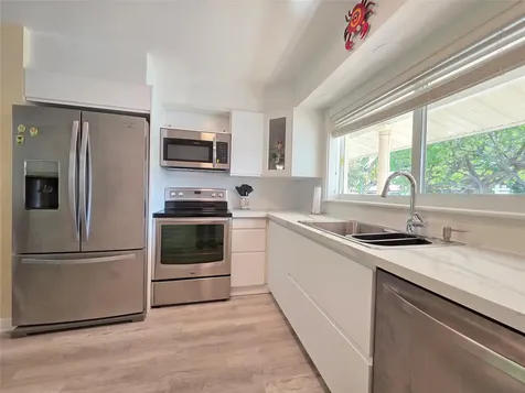 2585 SE 3rd Street Pompano Beach FL 33062