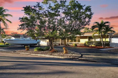 2585 SE 3rd Street Pompano Beach FL 33062