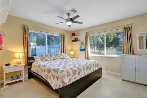 2585 SE 3rd Street Pompano Beach FL 33062