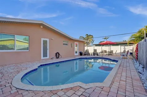 2585 SE 3rd Street Pompano Beach FL 33062