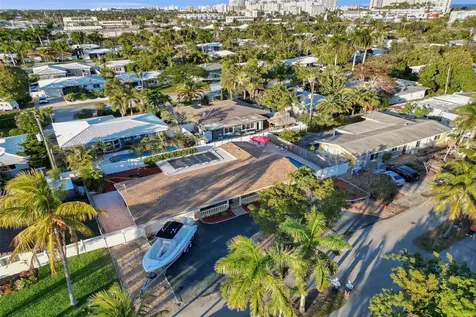2585 SE 3rd Street Pompano Beach FL 33062