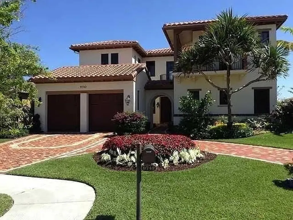 9742 Clemmons Street Parkland FL 33076