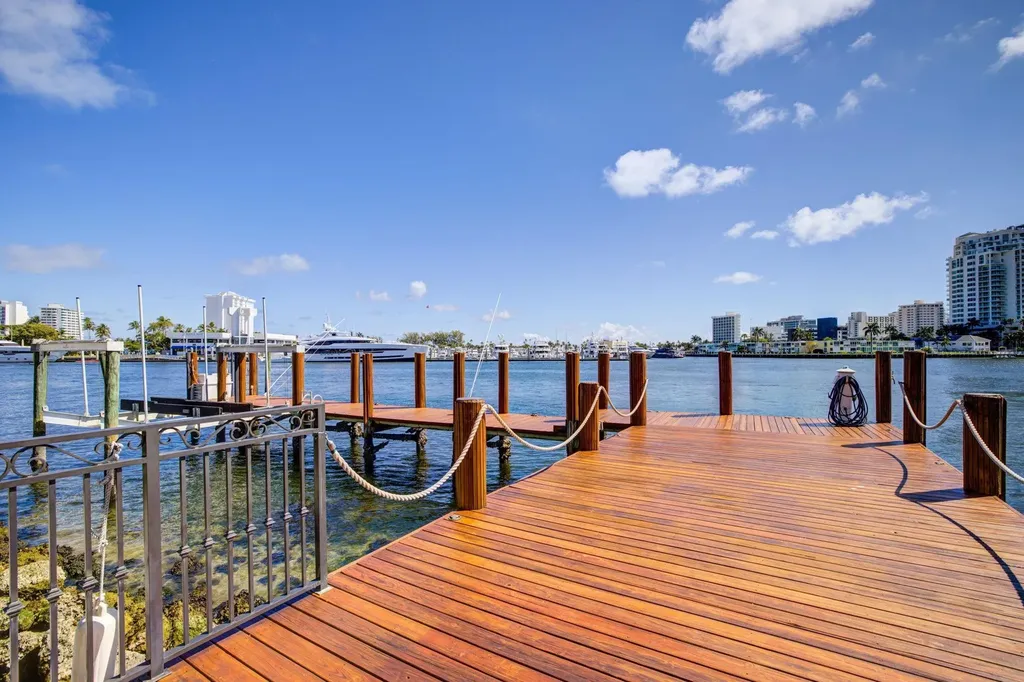 815 Idlewyld Drive Fort Lauderdale FL 33301