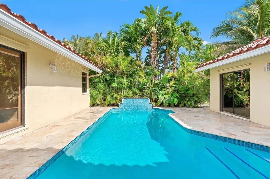 6581 NW 52nd Street Coral Springs FL 33067