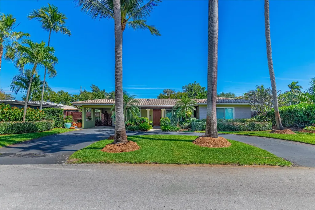4110 NE 17th Terrace Oakland Park FL 33334