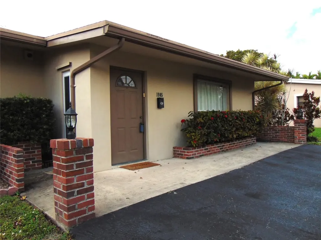 1905 NW 62nd Terrace Margate FL 33063