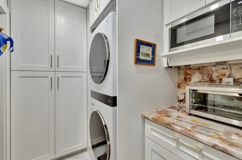 1981 Coral Gardens Drive Wilton Manors FL 33306