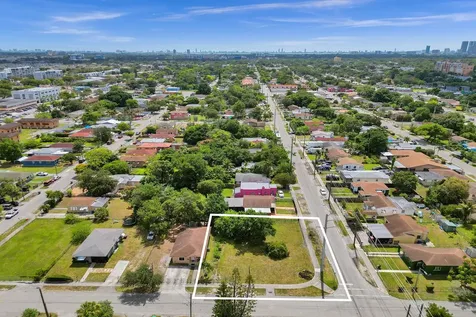 1895 NW 58th Street Miami FL 33142