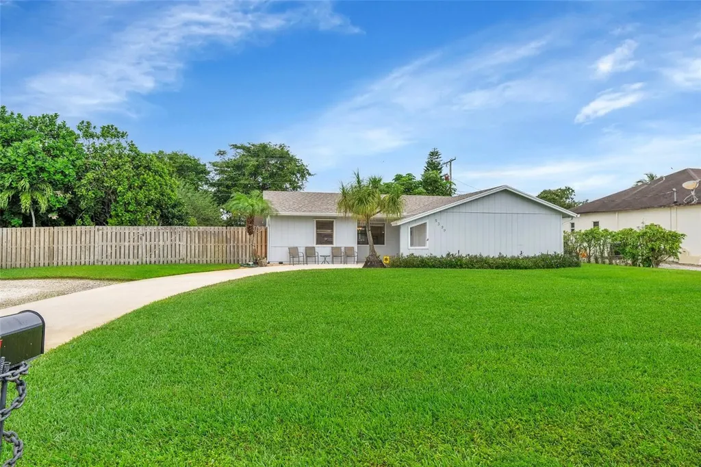 5399 Greenwood Drive Delray Beach FL 33484