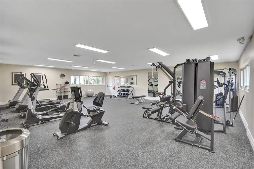 801 S Federal Highway Pompano Beach FL 33062