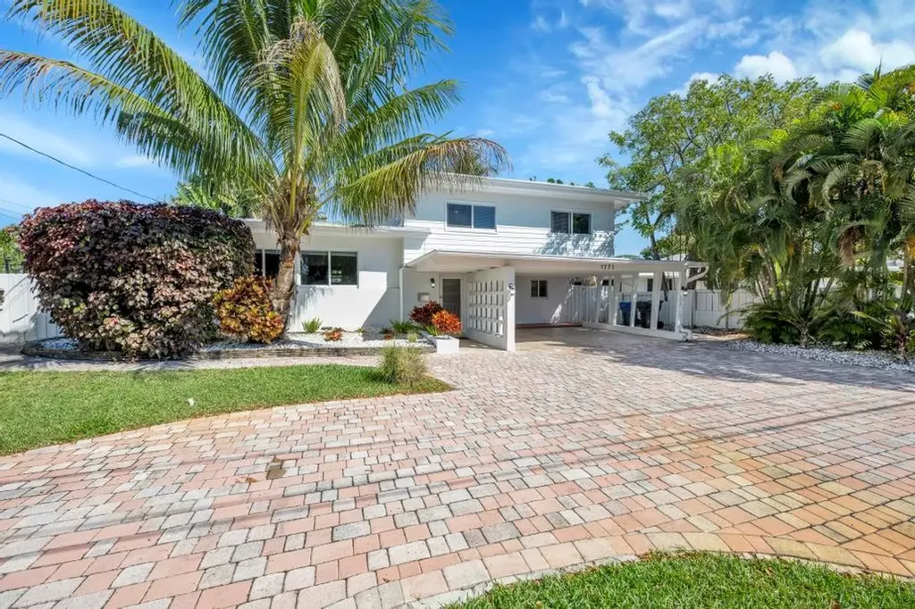 1771 NE 35th Street Oakland Park FL 33334