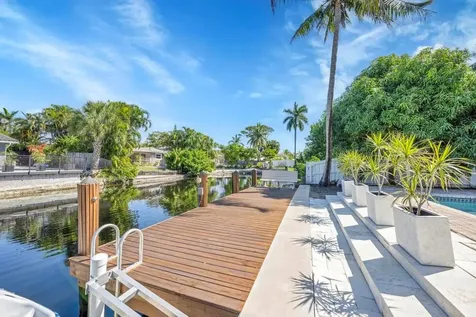 1771 NE 35th Street Oakland Park FL 33334