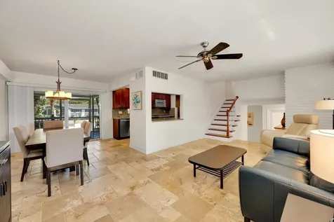 1771 NE 35th Street Oakland Park FL 33334