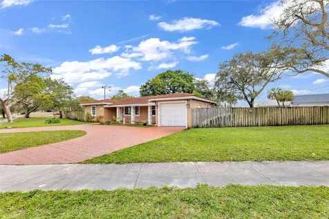 5912 Tyler Street Hollywood FL 33021