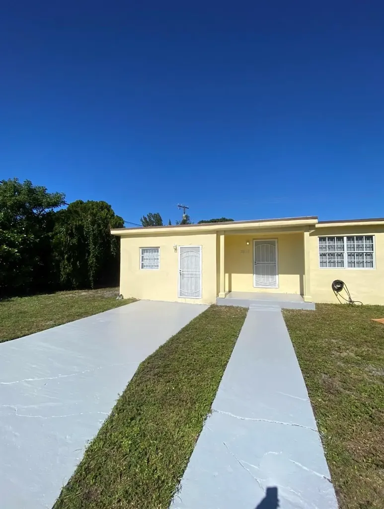3615 NW 214th Street Miami Gardens FL 33056
