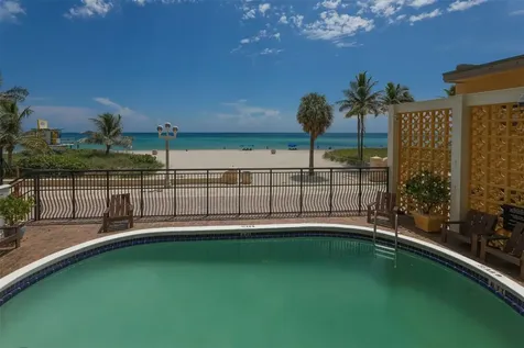1815 N Surf Road Hollywood FL 33019