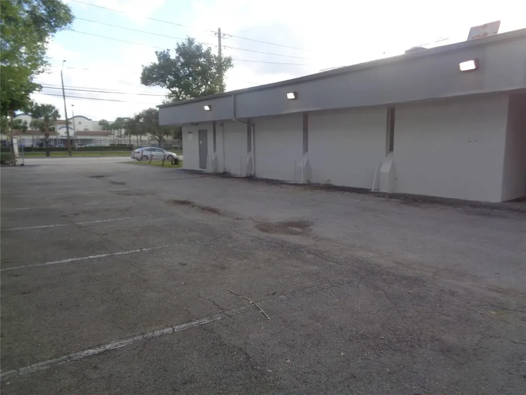 2323 NW 19th Street Fort Lauderdale FL 33311