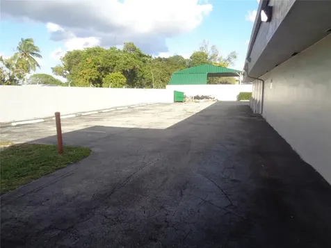 2323 NW 19th Street Fort Lauderdale FL 33311