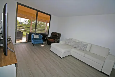 1100 Saint Charles Place Pembroke Pines FL 33026