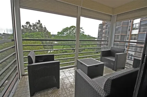 1100 Saint Charles Place Pembroke Pines FL 33026