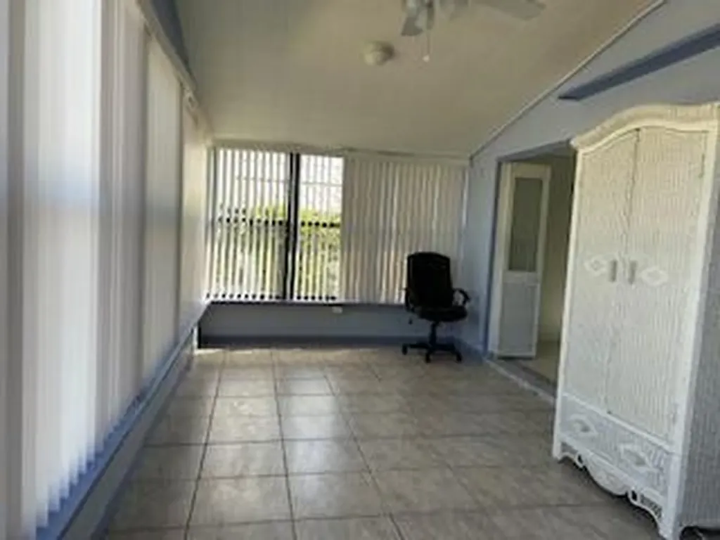 5343 NW 4th Terrace Deerfield Beach FL 33064