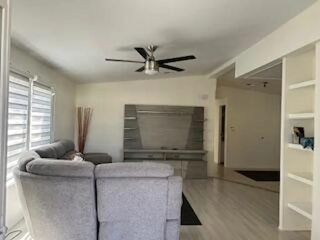 5343 NW 4th Terrace Deerfield Beach FL 33064